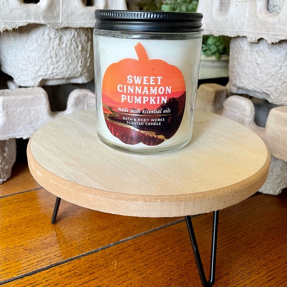 Sweet Cinnamon Pumpkin 🎃 single wick candle BBW - Picture 1 of 4